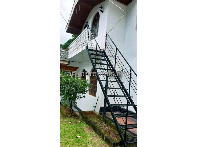Matale upstair house for immediate rent!!!