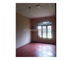 House for rent at Divulapitiya