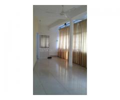 Luxury house for rent in Navinna Maharagama.