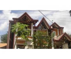 kottawa Mattegoda upstair house for rent