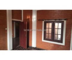 kottawa Mattegoda upstair house for rent