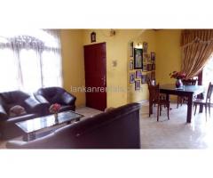 Upstairs House For Rent in Wattala