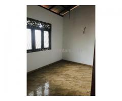 Brand new House for rent with 2 Bedrooms in Hunupitiya