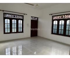 3 bed room fully tiled house for rent