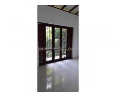 House for rent in Athurugiriya