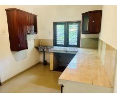 HOUSE FOR RENT IN KELANIYA