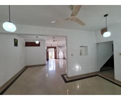 Two storied luxury House at Nawinna for Rent