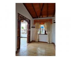 Two storied luxury House at Nawinna for Rent