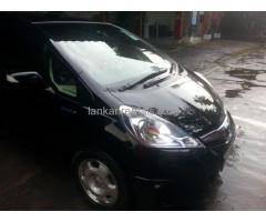 Rent a Car Honda Fit