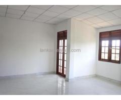 New House facing Ganemulla Kadawatha Main Road