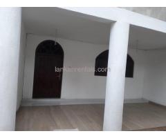 2 Story House for Rent in the heart of Ganemulla Town (in a calm and peaceful environment)