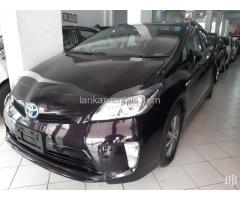 Toyota Prius 2016 Car For Rent