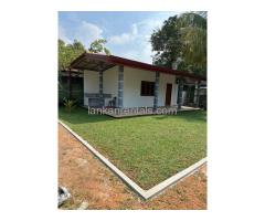 HOUSE FOR RENT IN LIYANAGEMULLA, SEEDUWA.