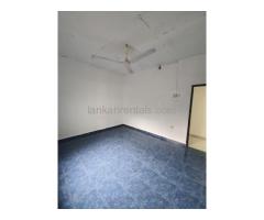 Upstair House for rent in Attidiya, Dehiwala