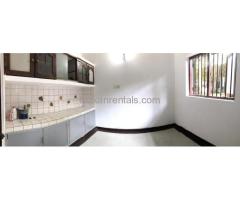 2 Bed Room House for Rent in Rathmalana