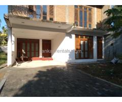 House for rent in Athurugiriya