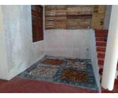 House for rent in Athurugiriya