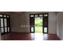 House for rent in Athurugiriya