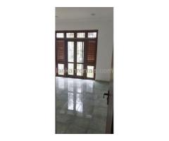 House for rent in Athurugiriya