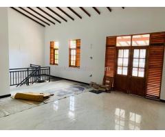 Upstairs house for rent - Piliyandala