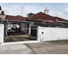 2 BR/2 BA House for Rent/Lease  in Ratmalana more closer to Mt.Lavinia - Ideal for Office Space