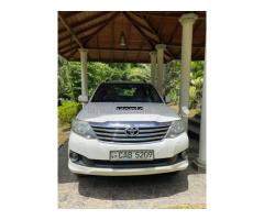 TOYOTA FORTUNER JEEP FOR RENT