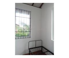 House for rent in Athurugiriya.