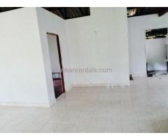 2 bedroom house for rent - Habarakada, Athurugiriya