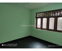 4 BR single house for rent at pannipitiya