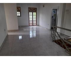 Two story house for rent in Meepe