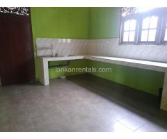 Two story house for rent in Meepe