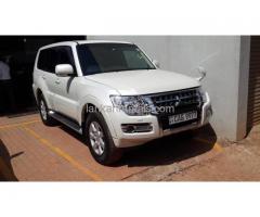 Rent car- Mitsubishi Montero