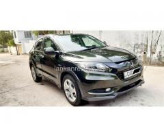 Rent a car- Honda Vezel jeep