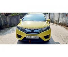 Rent a car | Honda fit GP5