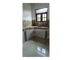 Upstair house for rent in Kadawatha