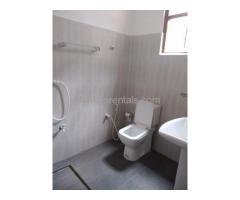 Upstair house for rent in Kadawatha