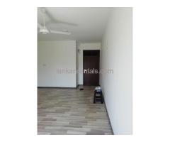 Unfurnished 3 bedroom apartment for rent, Colombo 6
