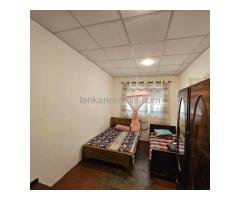 2 Room 1 bath house for rent - Poddala/ Galle