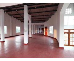 Building for Rent in Kandy Katugasthota Ranawana Road - Ideal for Business & Residential Use