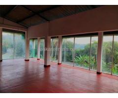 Building for Rent in Kandy Katugasthota Ranawana Road - Ideal for Business & Residential Use
