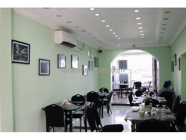 Commercial property for rent in Nawala Road