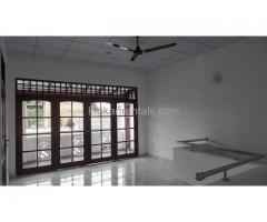 THALAWATHUGODA HOUSE FOR RENT