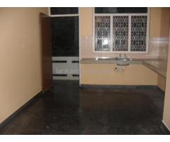 Upstair House for rent in Thalawathugoda