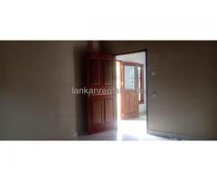 Upstair House for rent in Ihalagama Gampaha