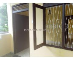 Upstairs 3 Bedroom Annex for Rent with Separate Entrance & Parking Kotte