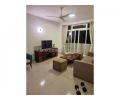 Apartment house rooms for rent