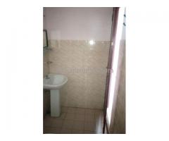 2nd floor house for rent at katubedda