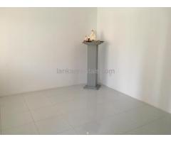 spacious new house for rent - Colombo